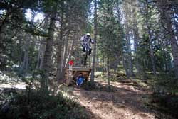 cycles et nature a vallnord pour la dh cup